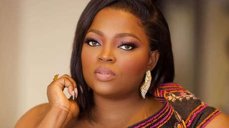 VIDEO: Una actriz que lideró la campaña 'Quédate en casa' organiza una fiesta durante la cuarentena por el coronavirus y es arrestada