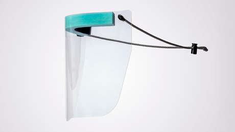 Nike transforma una de sus zapatillas más populares en protectores faciales para trabajadores de la salud que luchan contra el covid-19