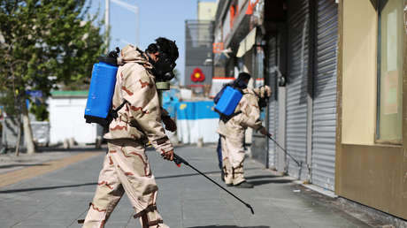 Rohaní solicita al FMI que proporcione medios a Irán para paliar los efectos de la pandemia de covid-19