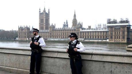 El Reino Unido registra más de 7.000 muertes por covid-19 tras el mayor aumento de fallecidos en un día desde el inicio del brote