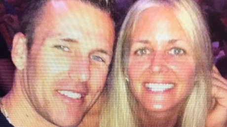 La Policía logra arrestar a un hombre acusado de asesinar a su esposa gracias a unos mensajes sobre la infección con coronavirus de la mujer