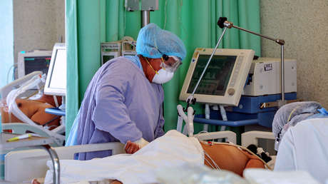 López Obrador acuerda con las clínicas privadas la liberación de camas para enfrentar "el momento más crítico" del coronavirus