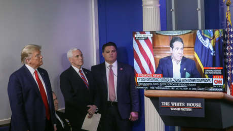 Trump aprovecha una rueda de prensa sobre el coronavirus para divulgar un video que aplaude su respuesta al brote