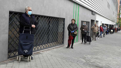 Menos fallecidos pero más contagios por coronavirus: España registra 523 muertes y más de 5.000 casos en 24 horas