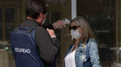 Chile supera los 100 fallecidos por covid-19 y la cifra total de infectados asciende a 8.807