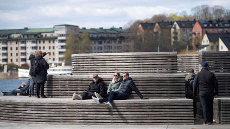 ¿Es eficaz la estrategia de Suecia contra el coronavirus de no imponer una cuarentena obligatoria?