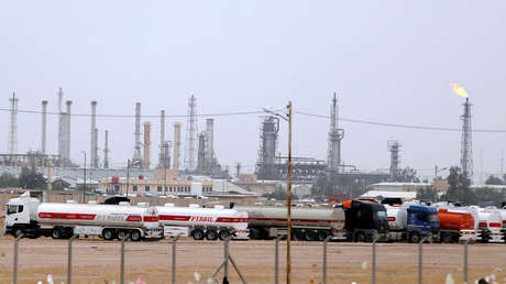 El barril de Brent cae por debajo de 18 dólares por primera vez desde el 2001