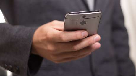 Desarrollan un kit de pruebas que detecta patógenos en 30 minutos y se conecta al teléfono móvil