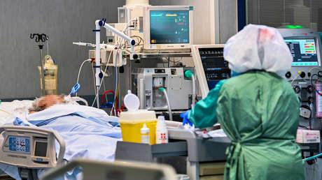 Italia registra 260 nuevas muertes por covid-19, la cifra diaria más baja en más de un mes