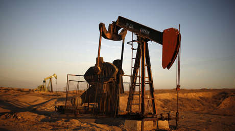 Los futuros de Brent para entrega en julio suben hasta más de 25 dólares por barril