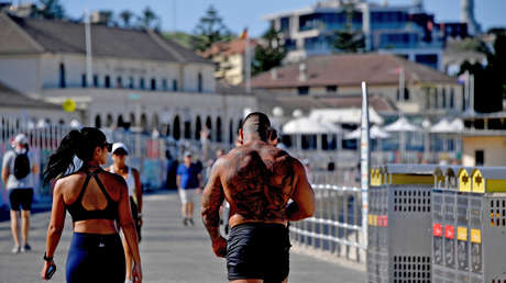 La Policía australiana se burla de las teorias conspirativas del covid-19 con un meme