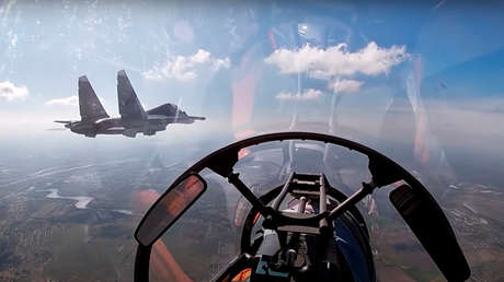 VIDEO: Aviación naval rusa realiza entrenamientos contra objetivos de superficie en el Báltico