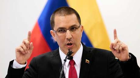 Venezuela denuncia a Brasil por "forzar la salida" de su personal diplomático y consular antes del 2 de mayo