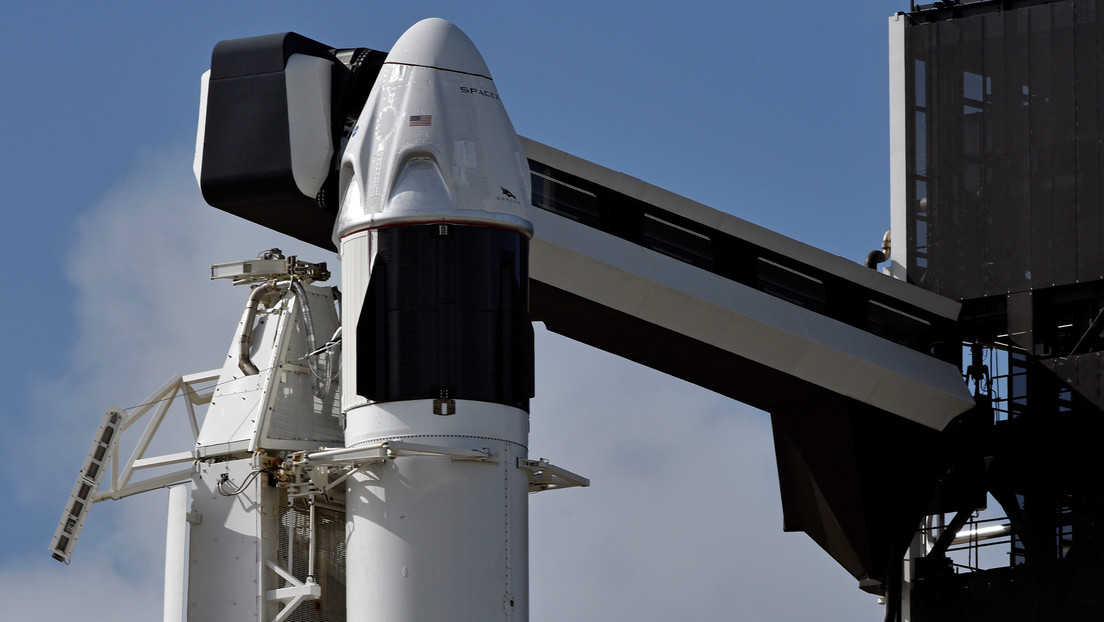 Un sheriff invita a los estadounidenses a ver un lanzamiento histórico mientras la NASA pide verlo en casa