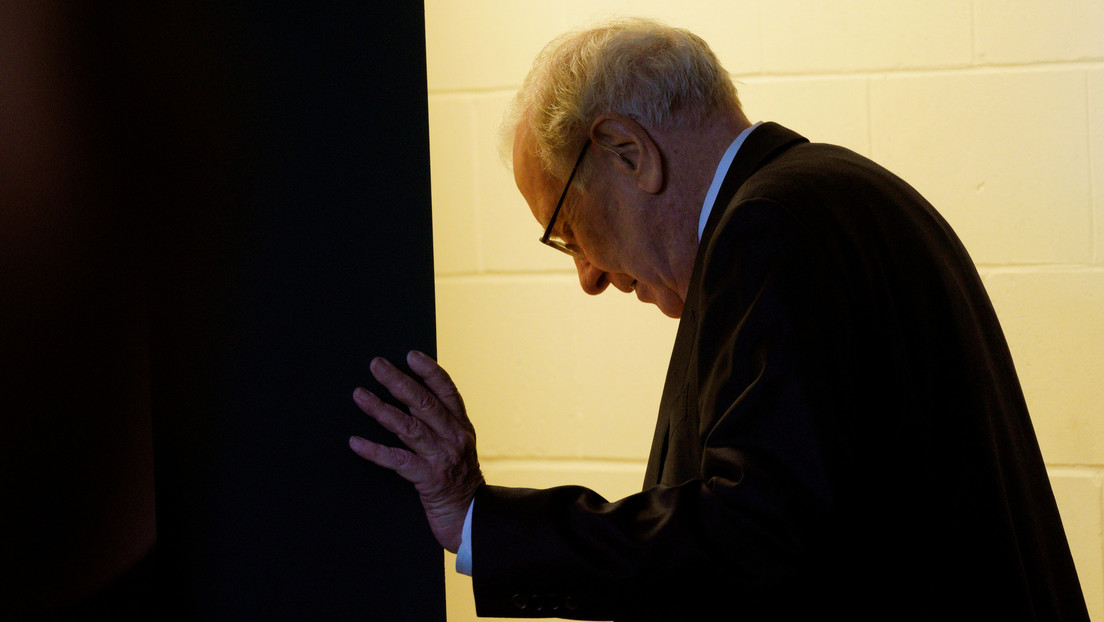 Warren Buffett admite que fue un "error" invertir en aerolíneas