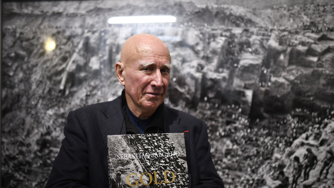 El famoso fotógrafo brasileño Sebastiao Salgado lanza una petición urgente para proteger a los indígenas del coronavirus