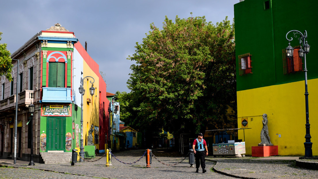 Sin fútbol ni turismo: ¿cómo resiste la crisis de la pandemia el mítico barrio argentino de La Boca?
