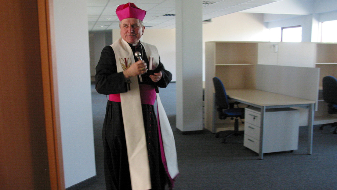 Arzobispo de Polonia pide al Vaticano que investigue a un obispo por ocultar casos de abuso sexual de niños