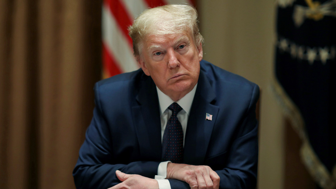 Trump afirma que la OMS "hizo un trabajo muy triste" y que es "una marioneta de China"