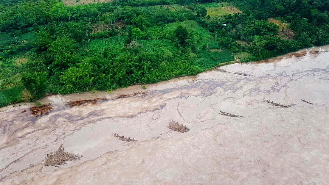 Derrame petrolero e inundaciones: las otras afectaciones a comunidades indígenas de la Amazonía de Ecuador, ya en alarma por el coronavirus