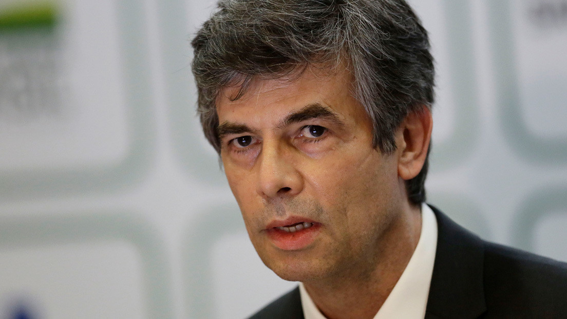 "No seré yo quien le juzgue": El exministro de Salud de Brasil confirma que dimitió por desacuerdos con Bolsonaro
