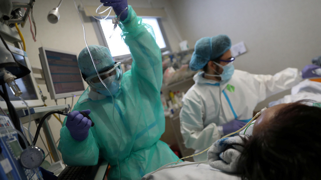 "No te ha tocado esta lotería macabra": el duro hilo de Twitter de una doctora española contra los escépticos con el coronavirus