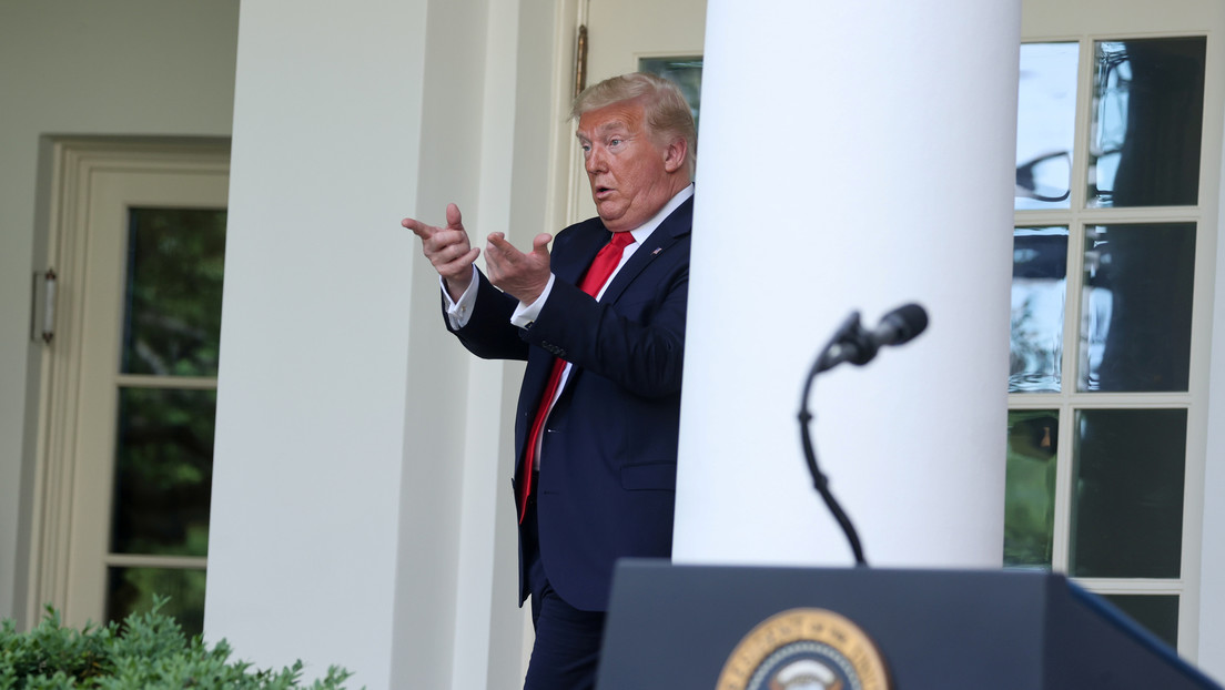 Twitter coloca por primera vez una notificación de verificación de hechos en un tuit de Trump