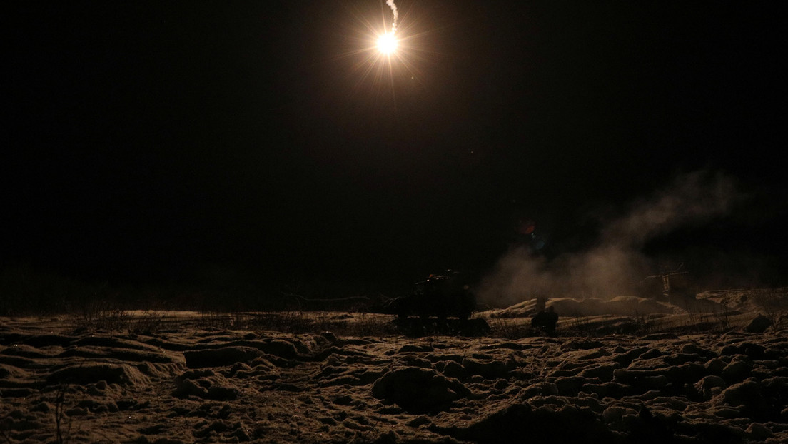 Una bola de fuego ilumina el cielo de Armenia como fuegos artificiales (VIDEOS)