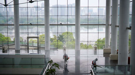 Reportan que funcionarios de Trump presionaron a organismos de inteligencia para vincular el covid-19 con laboratorios chinos