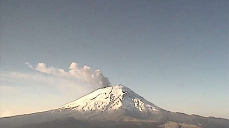 El volcán Popocatépetl registra más de 100 exhalaciones durante las últimas 24 horas