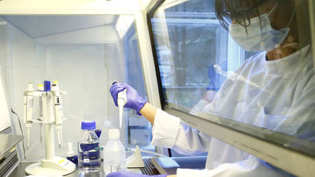 Farmacéutica de EE.UU. dice tener un anticuerpo que impide al coronavirus afectar las células "en un 100 %"