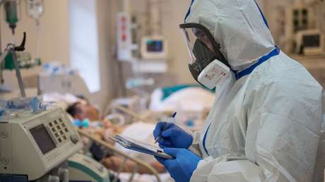 Dos mujeres mayores de 100 años se recuperan del coronavirus en Rusia