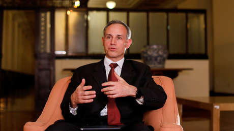 "¿Por qué tan guapo?": La pregunta que sorprendió al principal encargado de coordinar las acciones contra la covid-19 en México