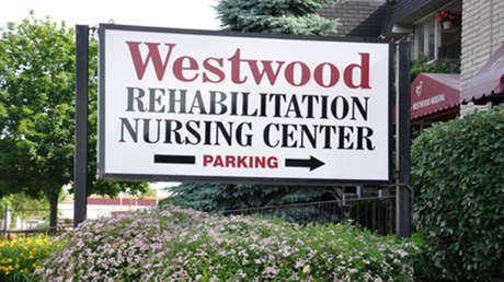 "¿Puede ser esto real?": Trump reacciona al video de una agresión a un anciano en una residencia para mayores en EE.UU.