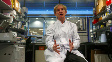 El desarrollador de la vacuna británica contra el covid-19 dice que sus ensayos tienen solo un 50 por ciento de posibilidades de éxito