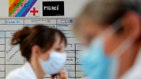 Un estudio constata que la mayoría del personal hospitalario con covid-19 desarrolla anticuerpos contra el virus