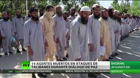 Afganistán: Doble ataque deja 14 agentes muertos en medio de las negociaciones de paz