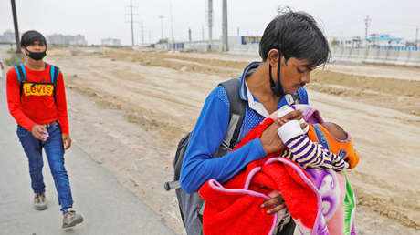 VIDEO: Rescatan a un bebé recién nacido que fue enterrado vivo en la India