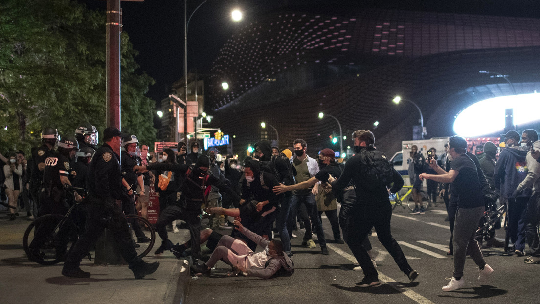 El alcalde de Nueva York rechaza emplear la Guardia Nacional para sofocar los disturbios