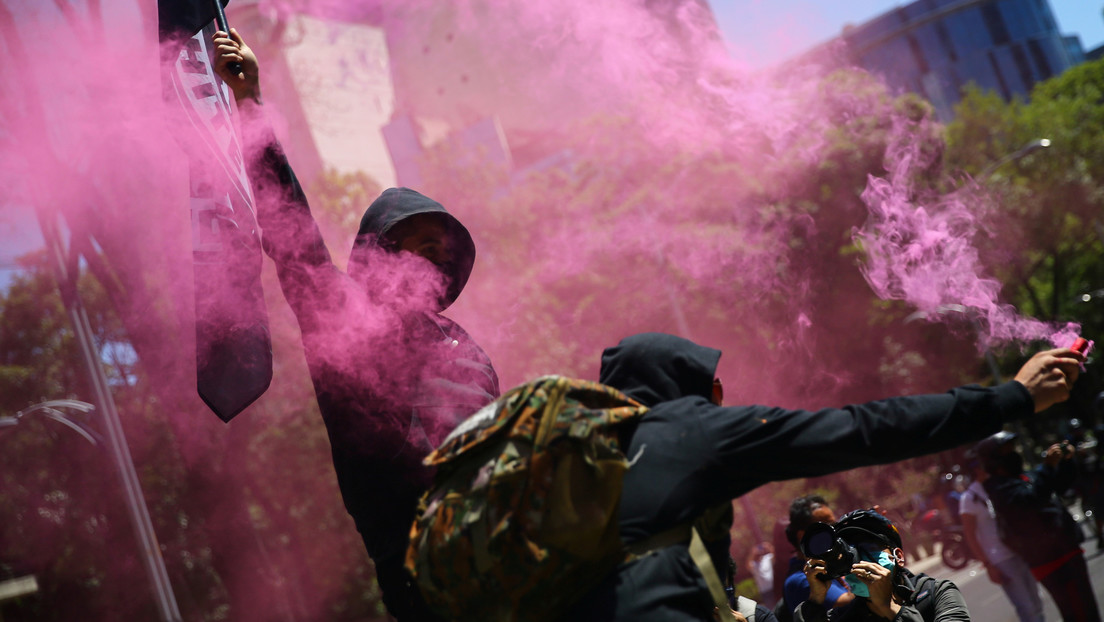 VIDEOS: Destrozos en las afueras de la Embajada de EE.UU. en Ciudad de México por la muerte de George Floyd
