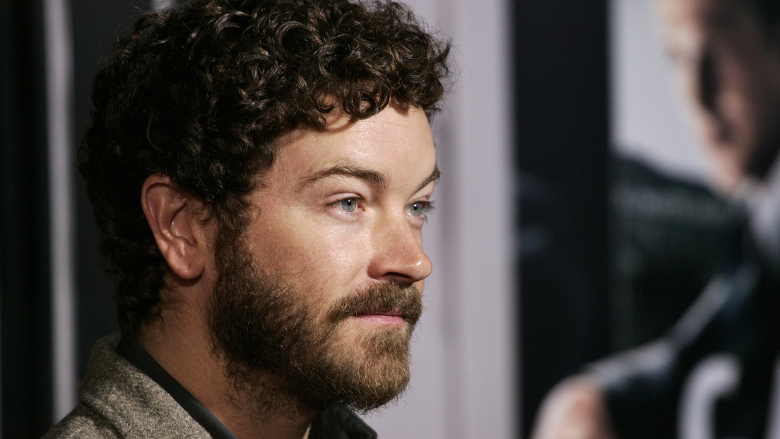 Arrestan al cienciólogo y estrella de la serie 'El Show de los 70' Daniel Masterson acusado de violar a tres mujeres