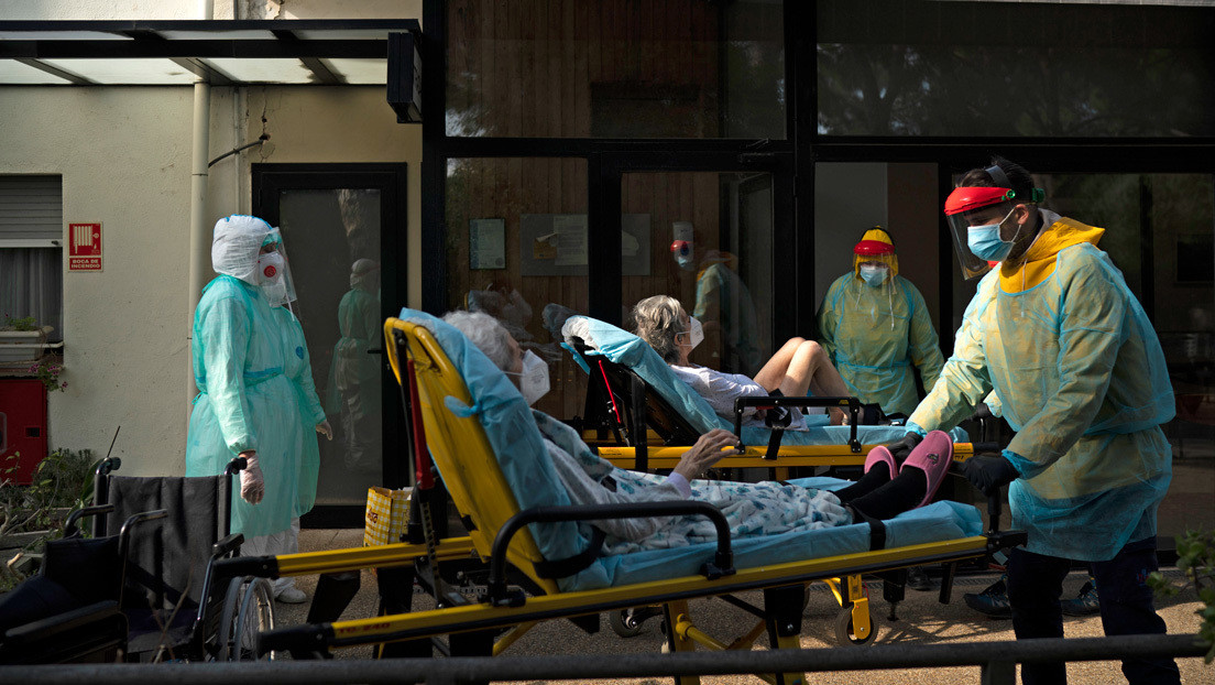 Madrid recurrió a médicos venezolanos sin contrato para 'medicalizar' las residencias de ancianos