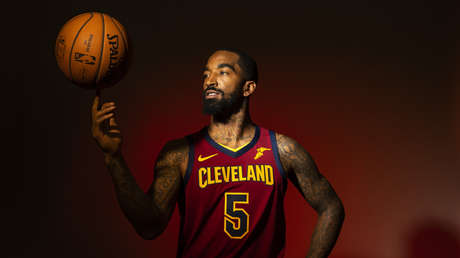 VIDEO: Un jugador de la NBA golpea a un hombre al que acusó de romper una ventana de su auto durante las protestas por la muerte de George Floyd