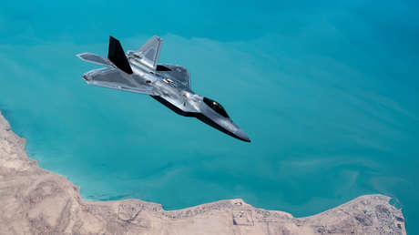 Planean enfrentar en el aire un dron autónomo y un avión de combate pilotado