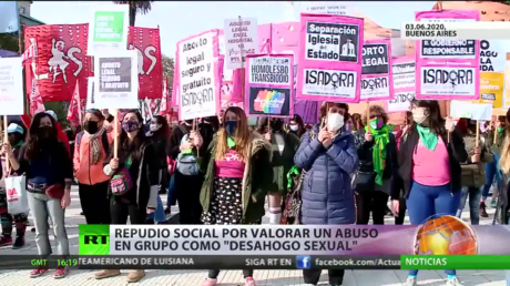 Repudio social en Argentina por valorar un abuso en grupo como "desahogo sexual doloso"