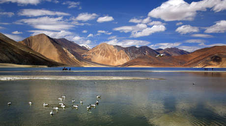 La India dice que acordó con China resolver pacíficamente las tensiones fronterizas en el Himalaya