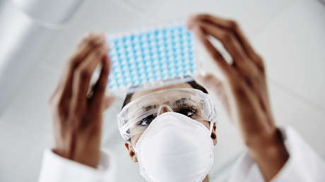 Un fármaco que trata la acidez estomacal podría aliviar los síntomas de covid-19