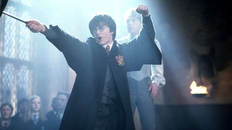 VIDEO: Un 'youtuber' interpreta la banda sonora de Harry Potter 'haciendo magia' con una lavadora