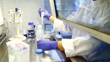 China inicia pruebas en humanos de un tratamiento de anticuerpos contra el coronavirus