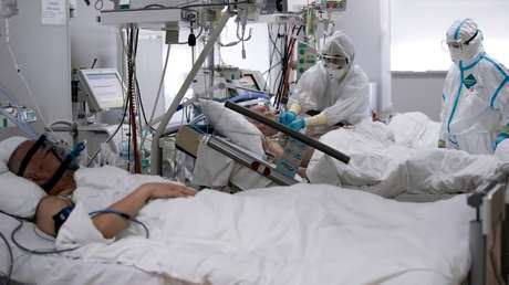 Un 'elixir de la juventud' podría prevenir el derrame cerebral en pacientes con covid-19